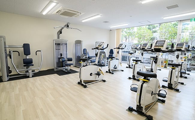 トレーニングマシン